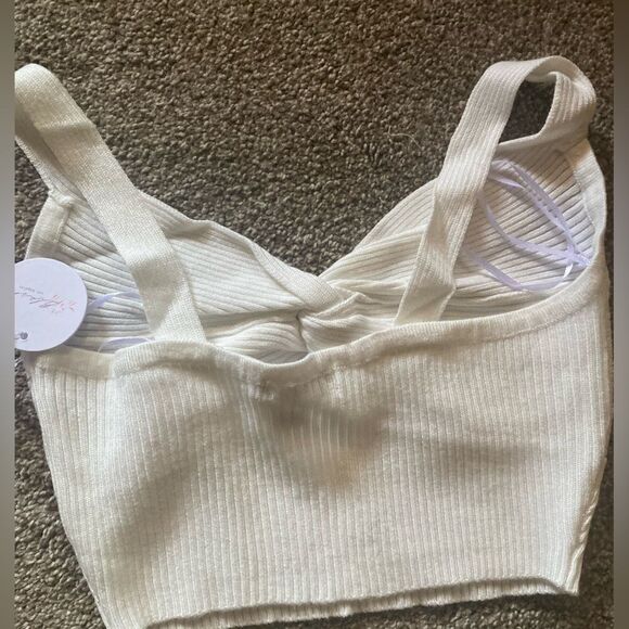 Blashe white crop top with straps. new - Picture 7 of 10